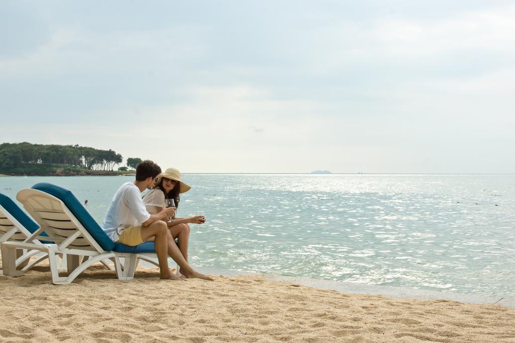 Royal Wing Suites & Spa Pattaya Exterior photo