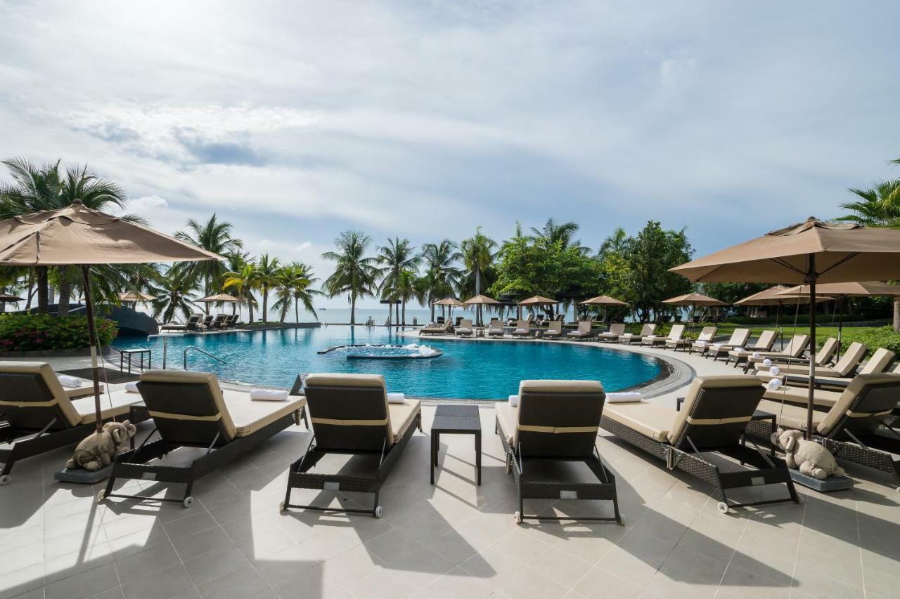 Royal Wing Suites & Spa Pattaya Exterior photo